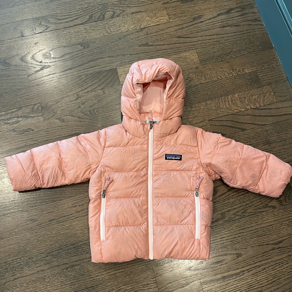 Patagonia 2T Pink Puff Hooded Puffer Jacket